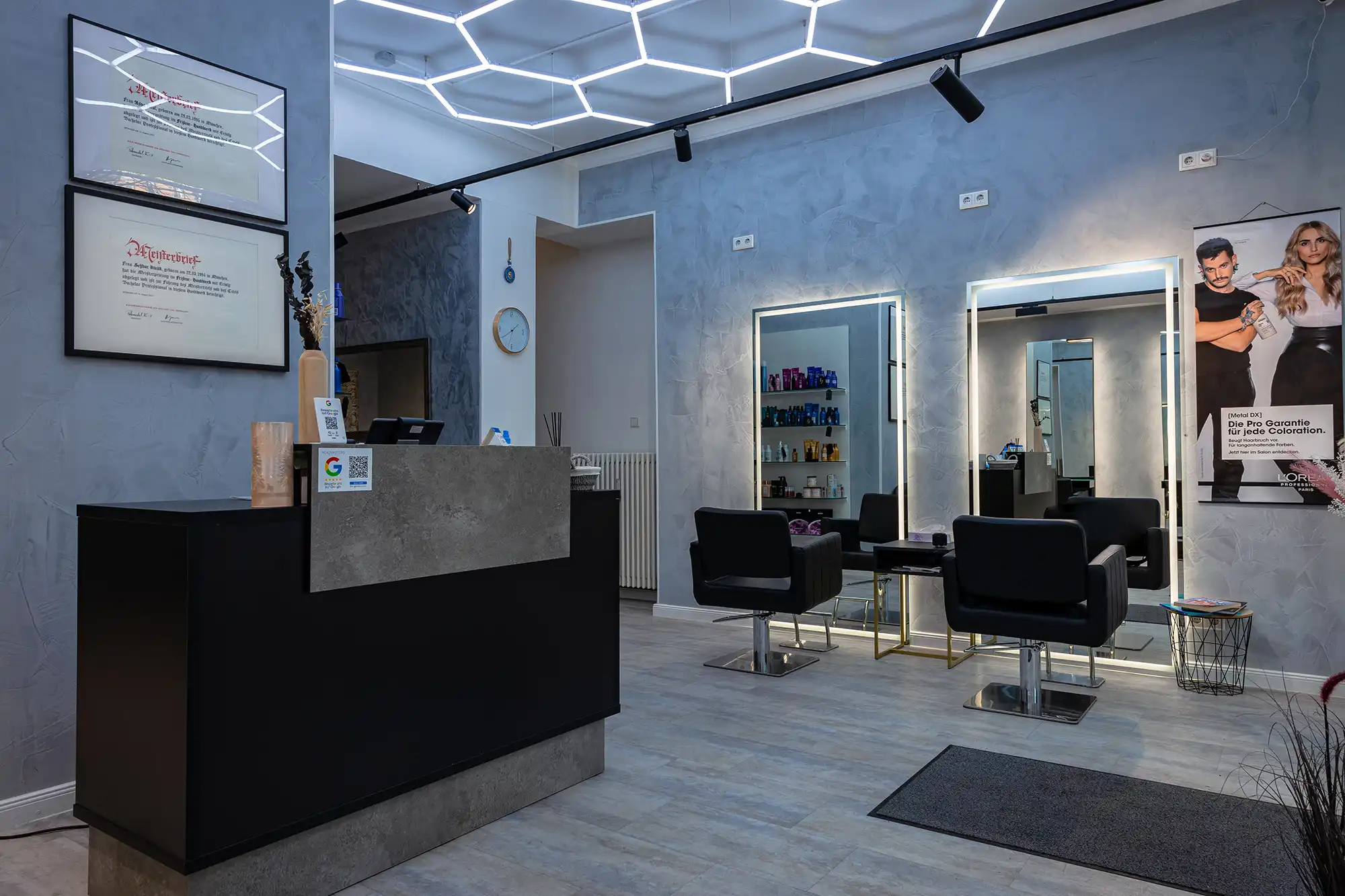 Moderner Salon von Headmasters & Beauty in München